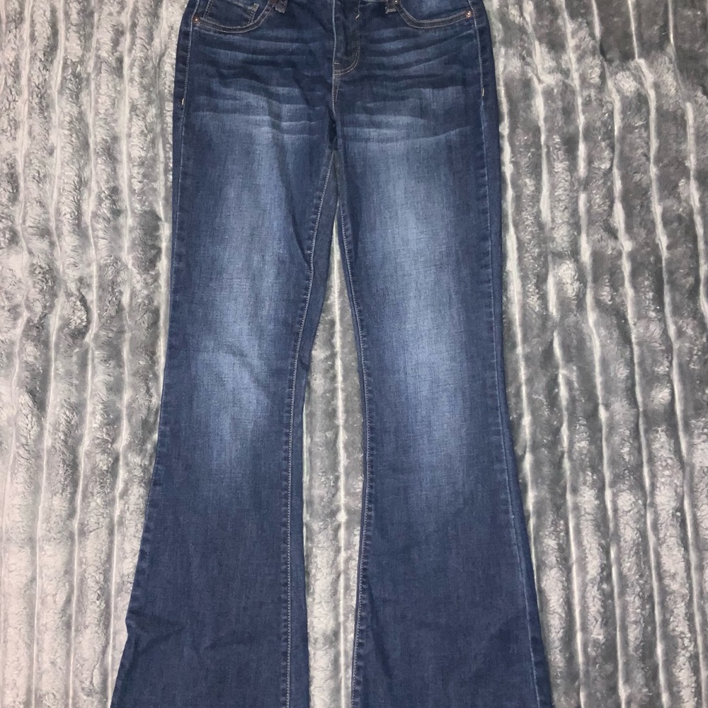 Maurices Flare Wide Leg Blue Jeans with Classic Denim Style